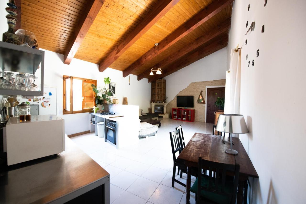 Camin Del Bosc Villa Roquefort-des-Corbières Eksteriør bilde